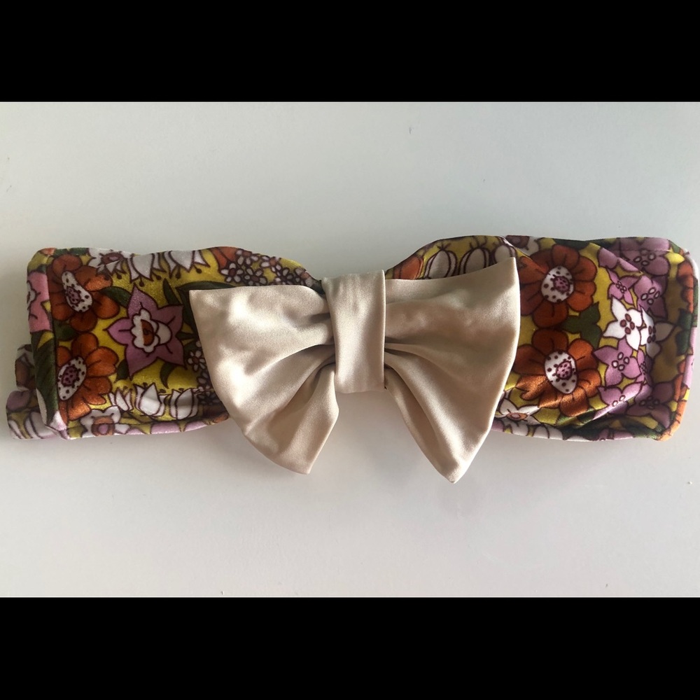 Lolli Bikini Top gold floral